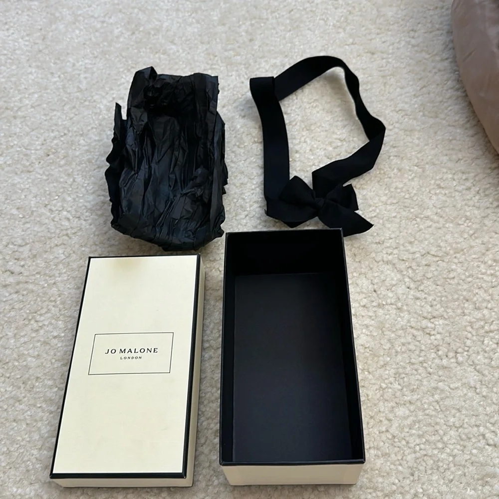 Jo Malone Gift Box - Picture 5 of 5